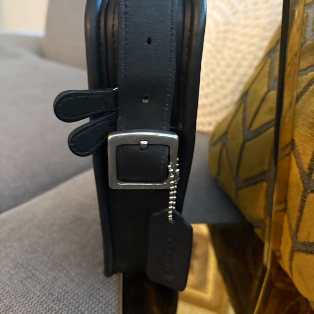 Coach Vintage Camera Zip No 9817 - Picture 4 of 11